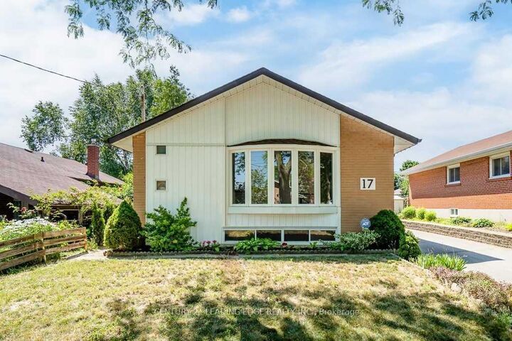 Property Photo:  17 Caddy Drive Bsmt  ON M1G 2E9 