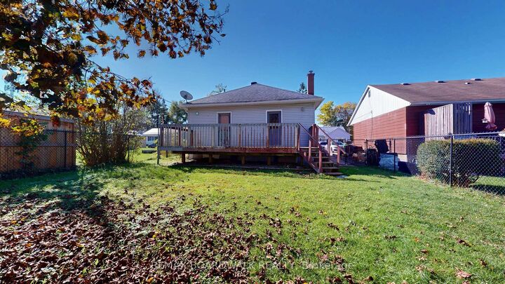 Property Photo:  31 Wright Crescent  ON K6V 3W9 