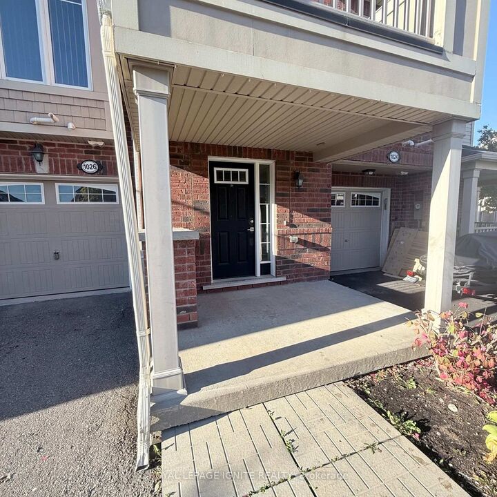 Property Photo:  1026 Parmenter Point  ON L9T 8R1 