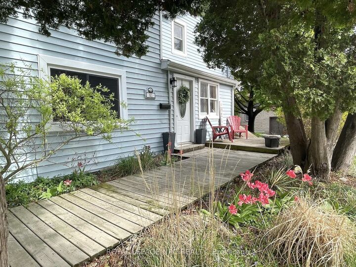 Property Photo:  1 John Avenue  ON N3L 2S8 