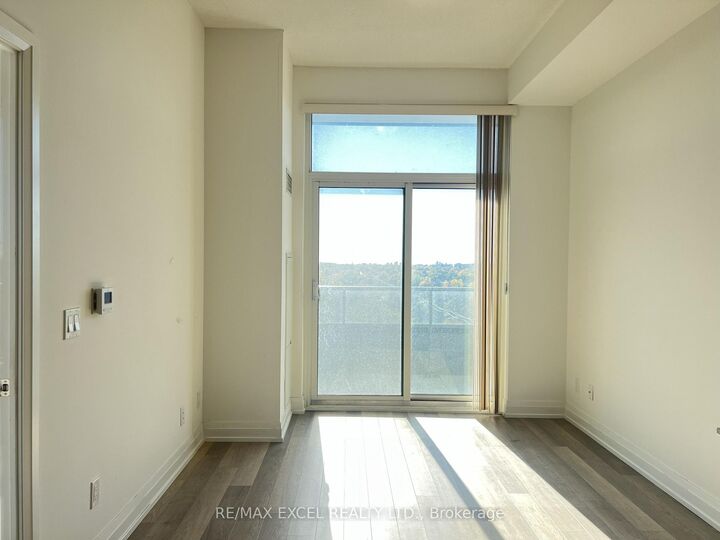 Property Photo:  3121 Sheppard Avenue 903  ON M1T 0B6 