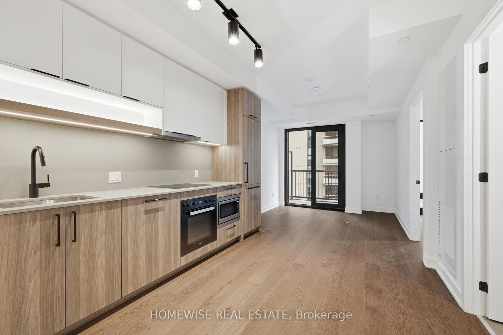 Property Photo:  91 Montclair Avenue 1505  ON M5P 0B1 