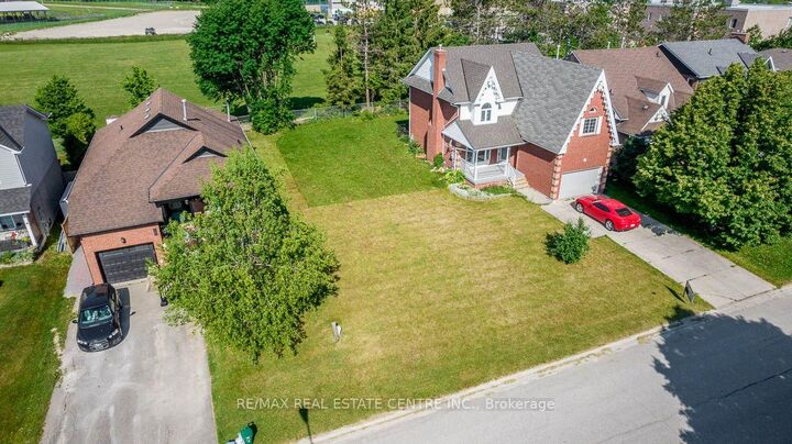 Property Photo: 544 Park Avenue ON L0N 1S2