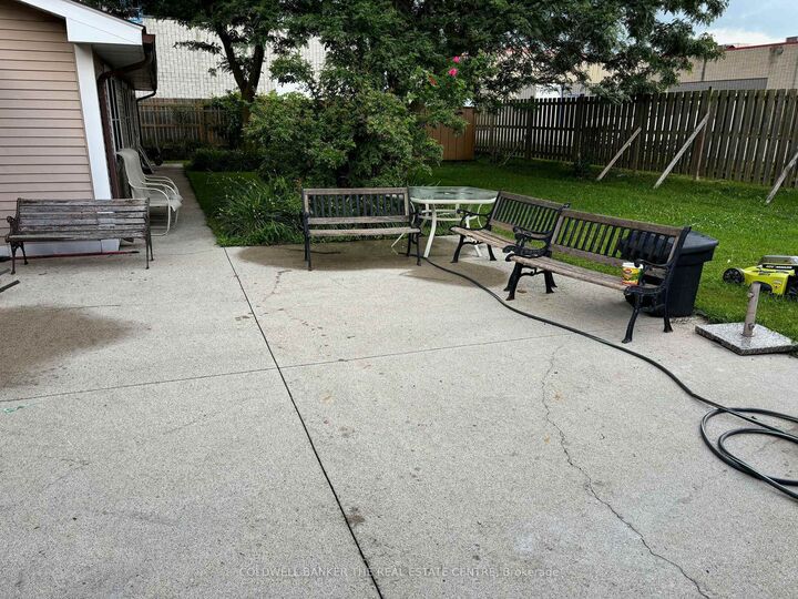 Property Photo:  7715 Beaverdams Road Rooms 1,3,4,8,11,13,15  ON L2H 2J4 