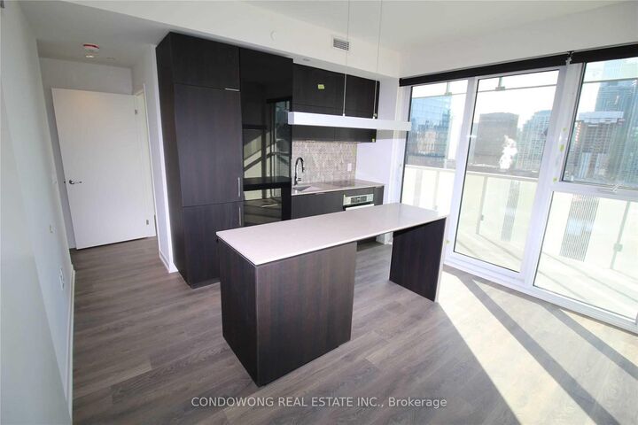 Property Photo:  15 Lower Jarvis Street 1610  ON M5E 0C4 