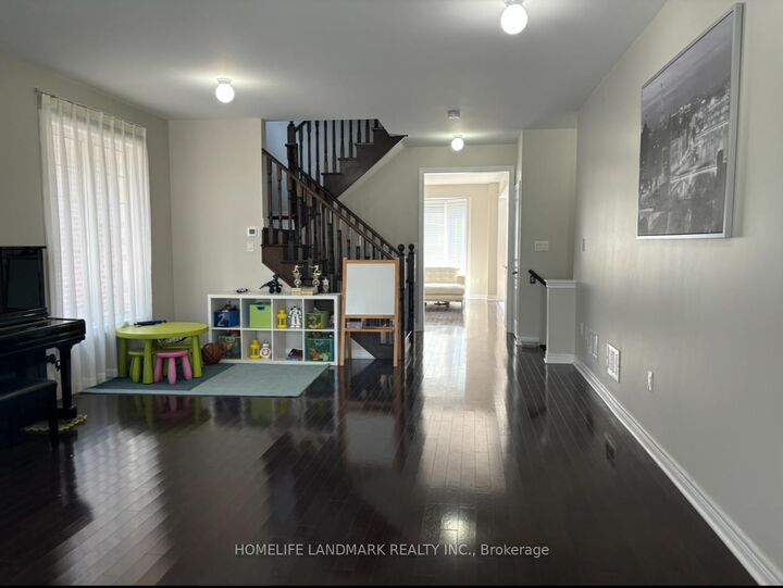 Property Photo:  49 Holst Avenue  ON L6C 0S5 