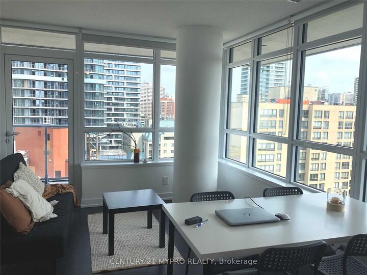 Property Photo:  365 Church Street 1605  ON M5B 0B5 