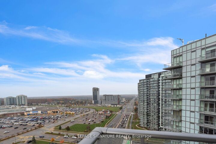 Property Photo:  4677 Glen Erin Drive 1602  ON L5M 2E3 