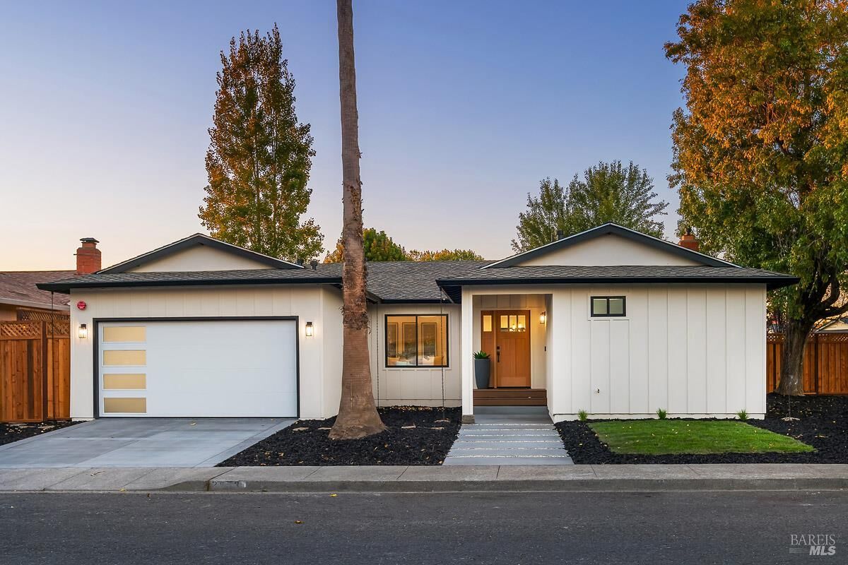 Property Photo:  2053 Vista Lane  CA 94954 