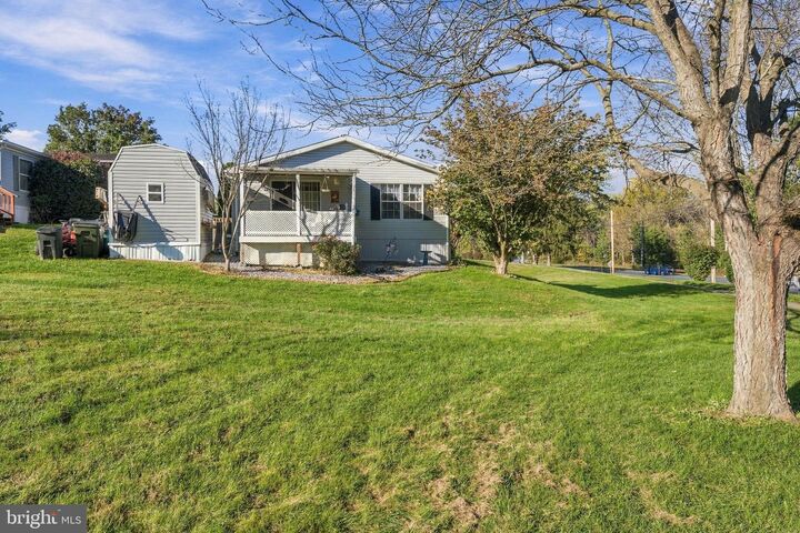 Property Photo: 101 Elder Court PA 17603