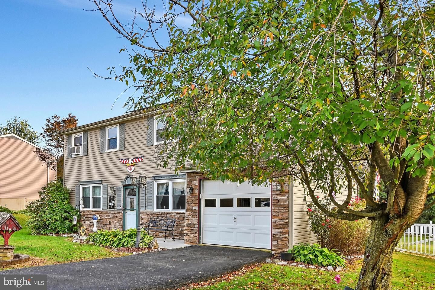 Property Photo: 4096 Hilltop Drive PA 17552