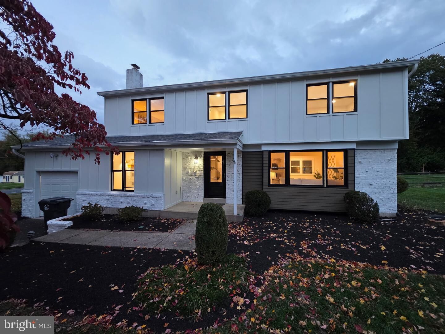 Property Photo:  77 Lenape Drive  PA 18901 