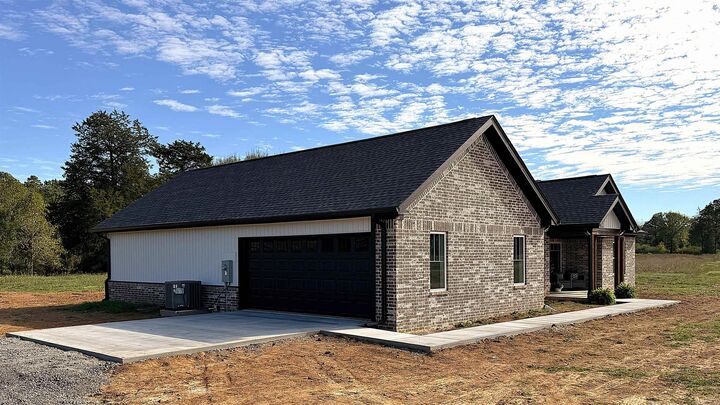 Property Photo:  174 Two Mile Lane  AR 71953 