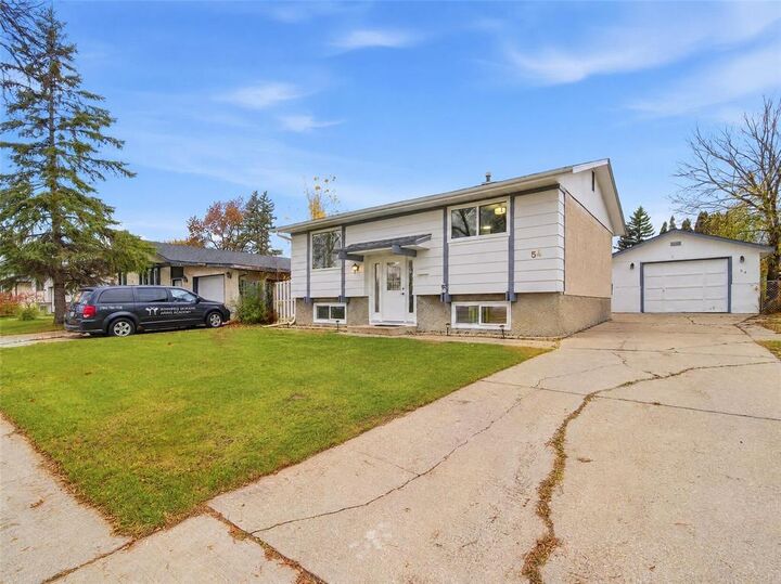 Property Photo: 54 Herron Road MB R2P 0S3