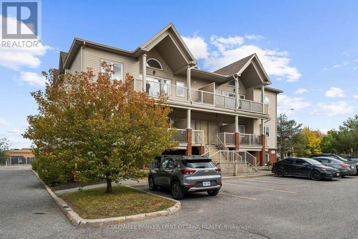 Property Photo:  143 Oldfield Street F  ON K2G 7C7 