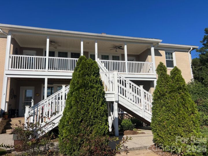 Property Photo: 308 N Green Street Street 5 NC 28655
