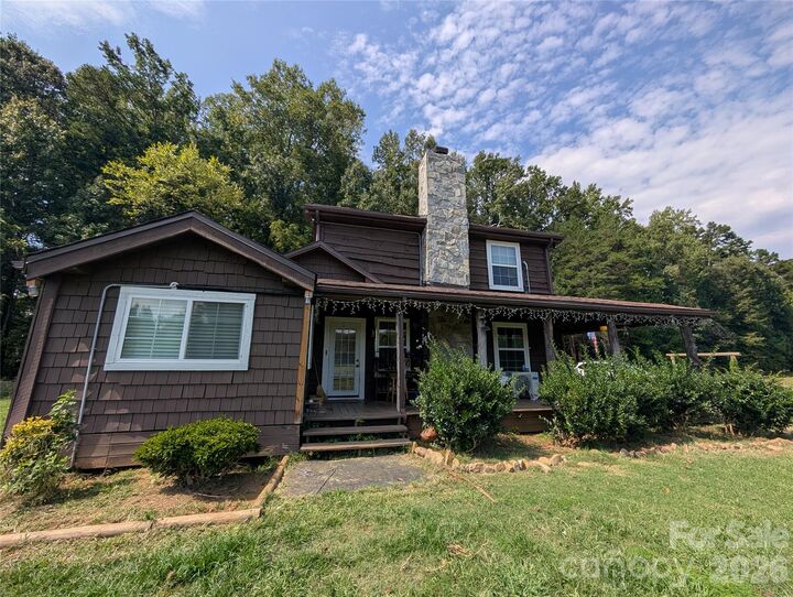 Property Photo:  2955 Sherrills Ford Road  NC 28147 