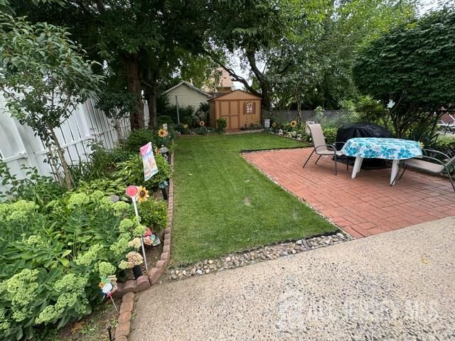 Property Photo:  582 Garden Avenue  NJ 07095 