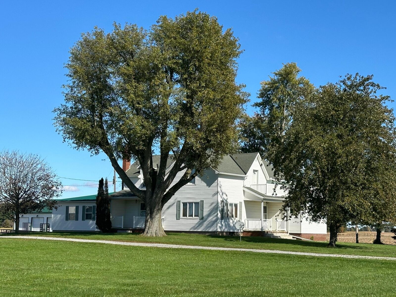 Property Photo: 16741 Township Road 100 OH 43326