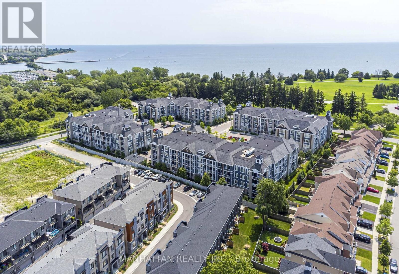 Property Photo:  670 Gordon Street 214  ON L1N 9X4 