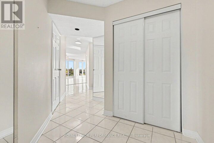 Property Photo:  545 St Laurent Boulevard 507  ON K1K 4H9 