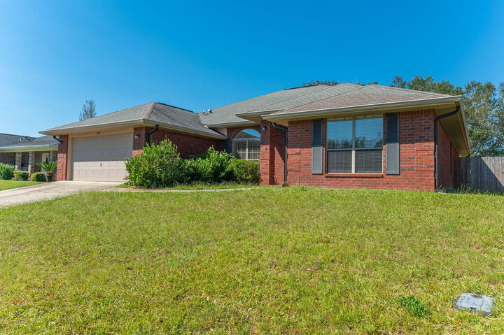 Property Photo: 2803 Shoni Drive FL 32566