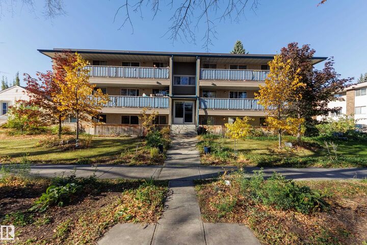 Property Photo: 10836 116 Street NW 4 AB T5H 3M5