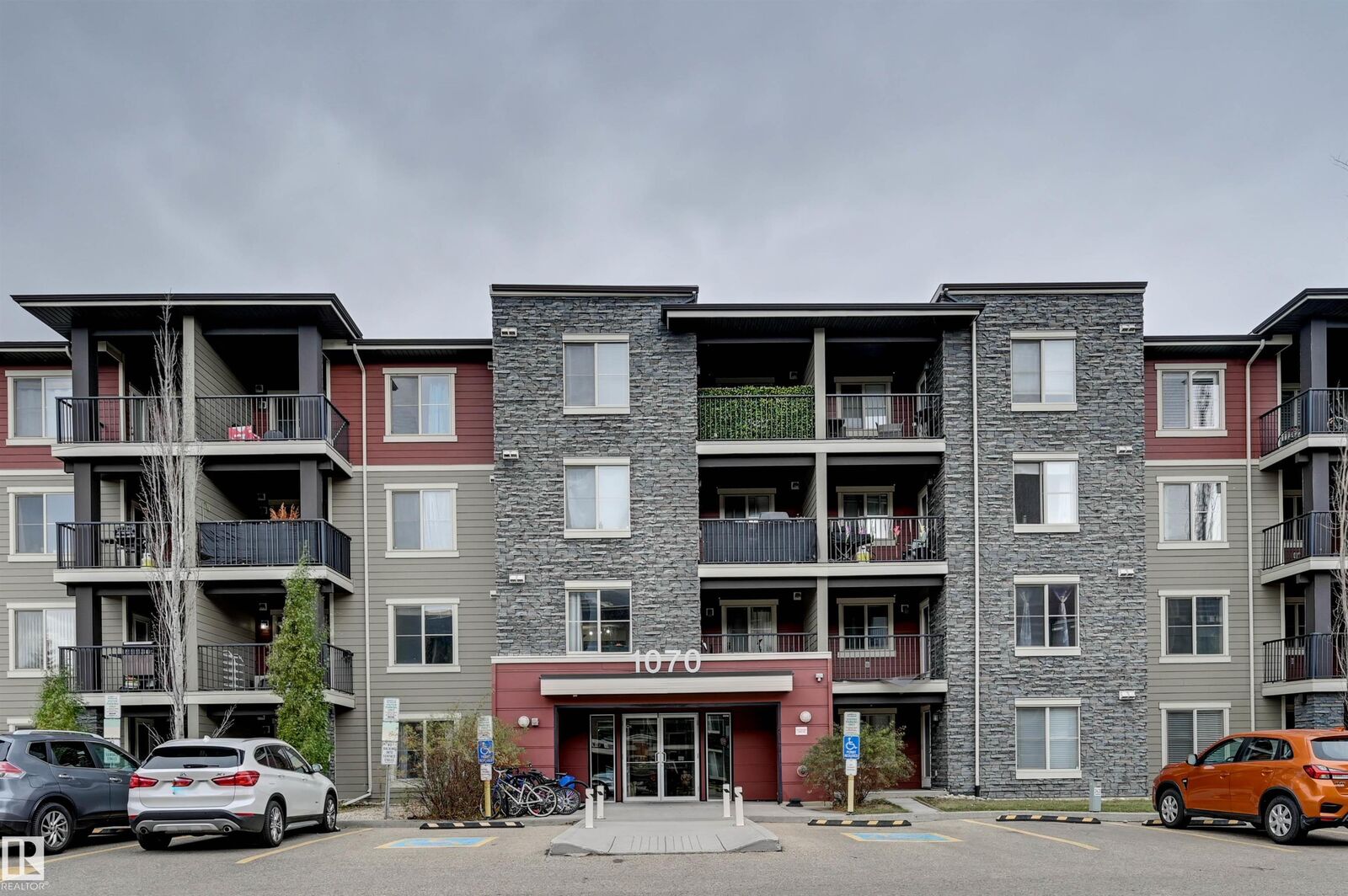 Property Photo:  1070 McConachie Boulevard NW 415  AB T5Y 0X1 
