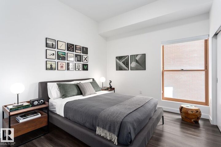 Property Photo: 10141 124 Street NW AB T5N 1P5