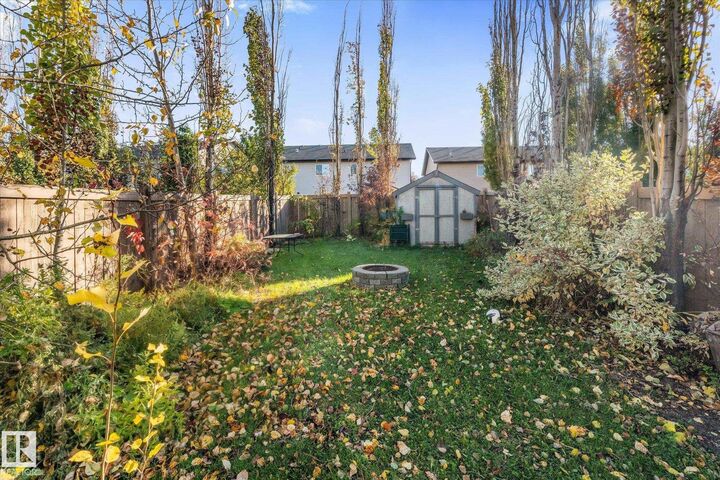 Property Photo:  2123 Hammond Court NW  AB T6M 0J1 