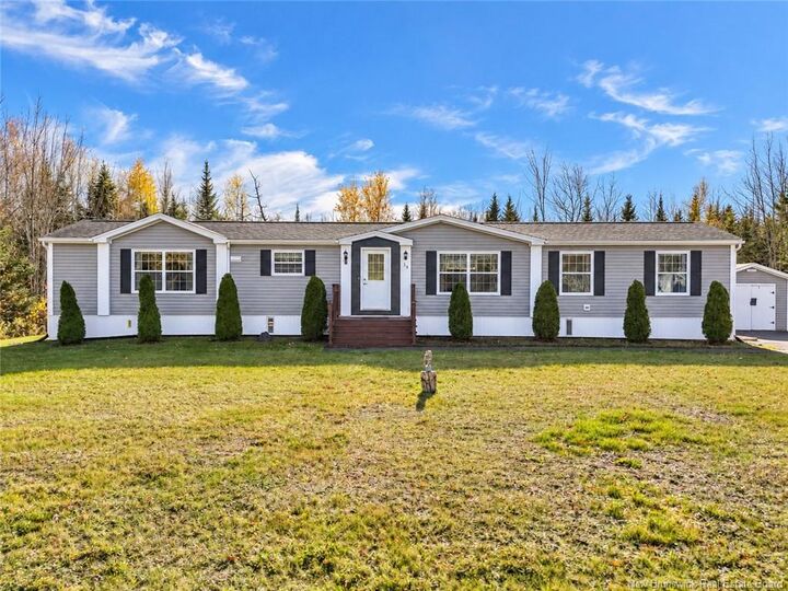 Property Photo:  34 Wendy Crescent  NB E3B 0L5 