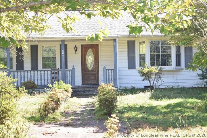 Property Photo:  607 Hicks Avenue  NC 28304 