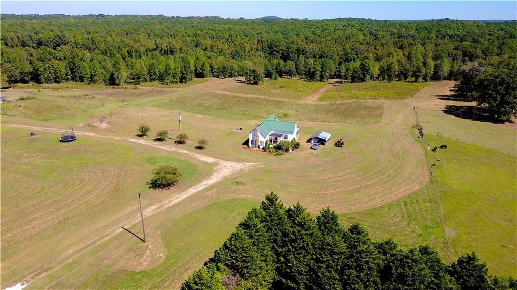 Property Photo: 4230 Gauntt Road GA 30014