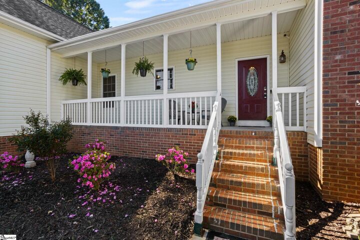Property Photo:  111 Quartermein Court  SC 29673 