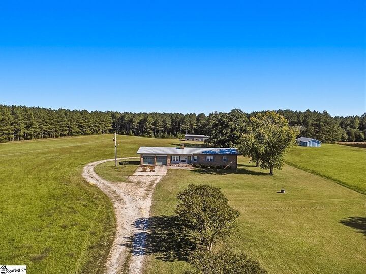 Property Photo:  812 Tornado Road  SC 29654 