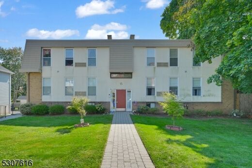 Property Photo:  15 Forest St 8  NJ 07042 