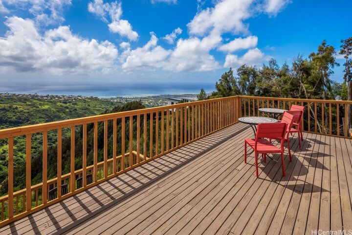 Property Photo:  4969 Maunalani Circle  HI 96816 