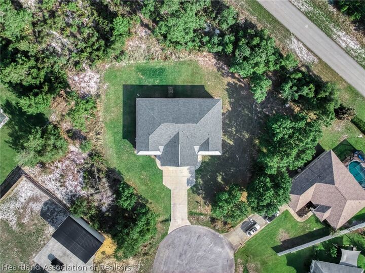 Property Photo: 224 Cessna Way NW FL 33852