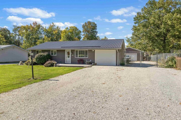 Property Photo:  2029 Lathrop Drive  IN 46808 