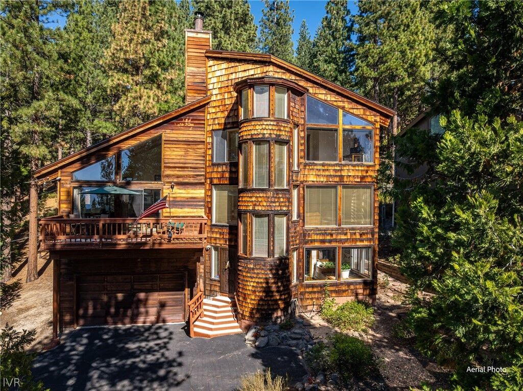 Property Photo: 524 Sugarpine Drive NV 89451
