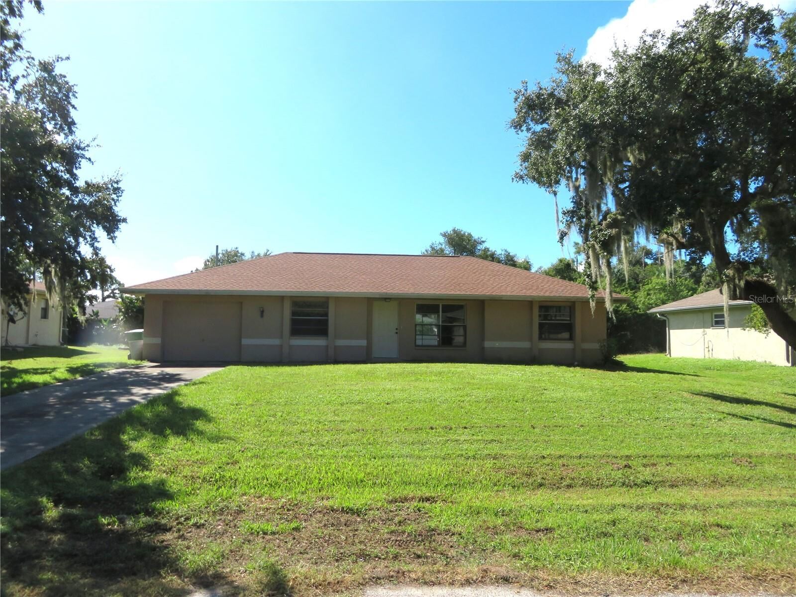 Property Photo:  18439 Lamont Avenue  FL 33948 