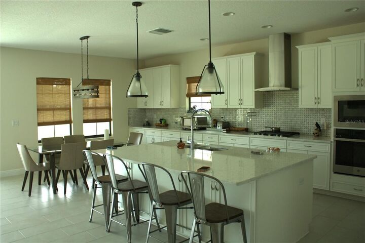 Property Photo:  14529 Woodland Spur Drive  FL 33547 