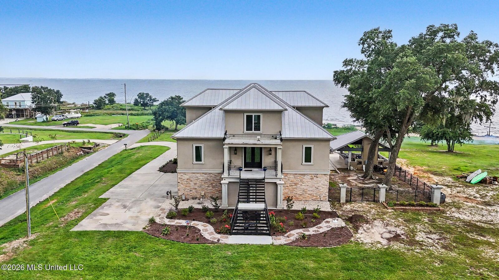 Property Photo:  1816 Seashore Avenue  MS 39564 