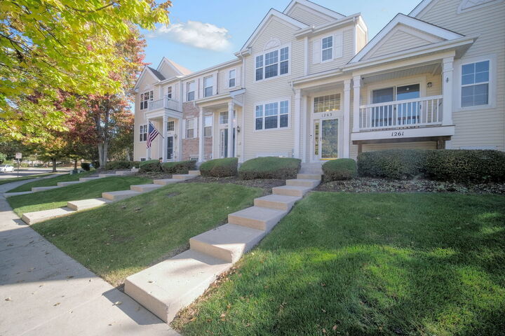 Property Photo: 1263 Derry Lane IL 60140