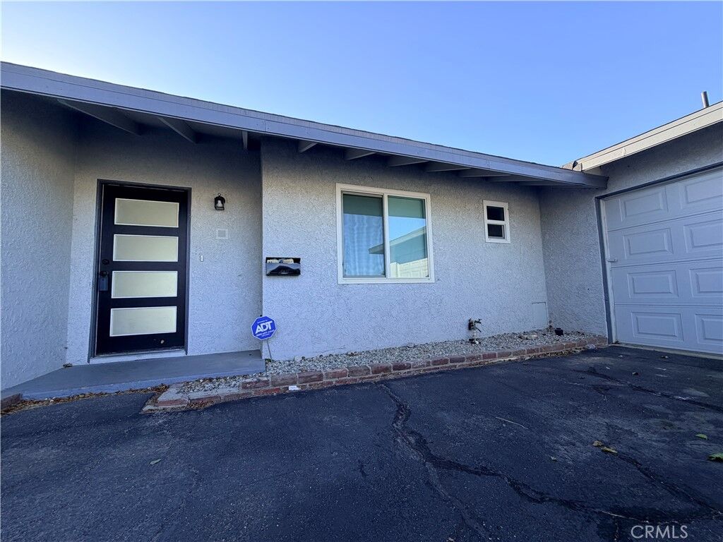 Property Photo:  45517 Sancroft  CA 93535 