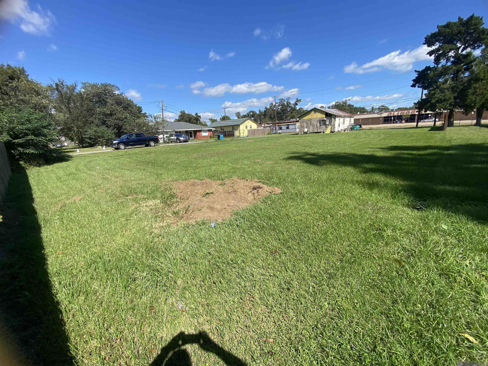 Property Photo:  607 Earl St  LA 70760 