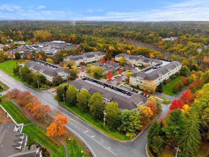 Property Photo:  3 Harvest Dr 305  MA 01876 
