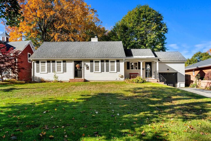 Property Photo: 20 Rivercliff Rd MA 01852