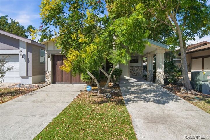 Property Photo:  5222 S Riverview Circle  FL 34448 