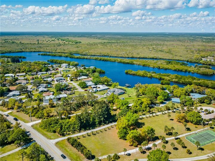 Property Photo:  12419 Roseland Road  FL 32958 